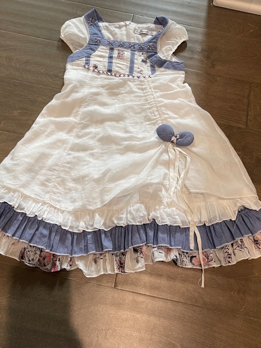 Bulicca brand Size 4 Girl Dress